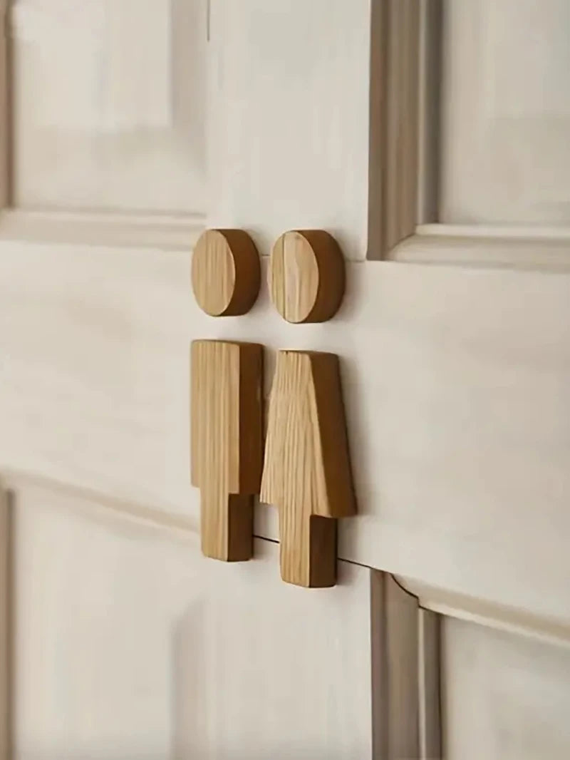 Panneau de toilette en bois