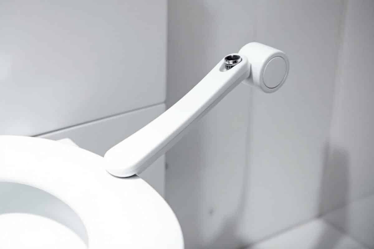 Bidet pour toilette intime et hygiène personnelle